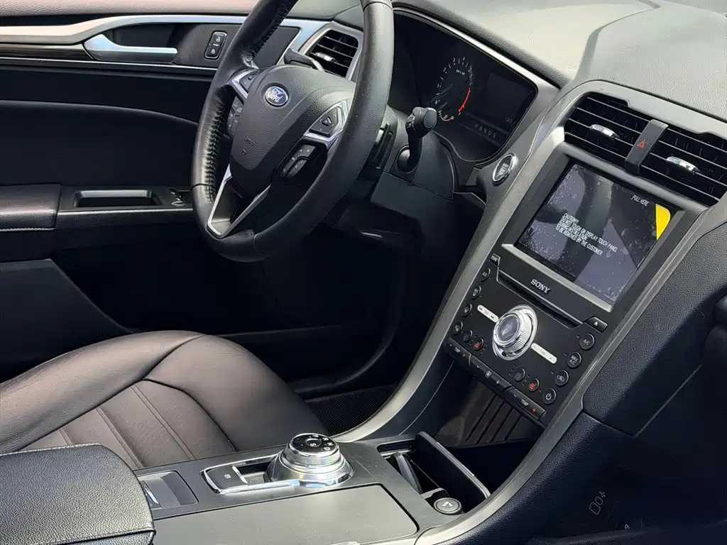 Ford Mondeo — миниатюра 18
