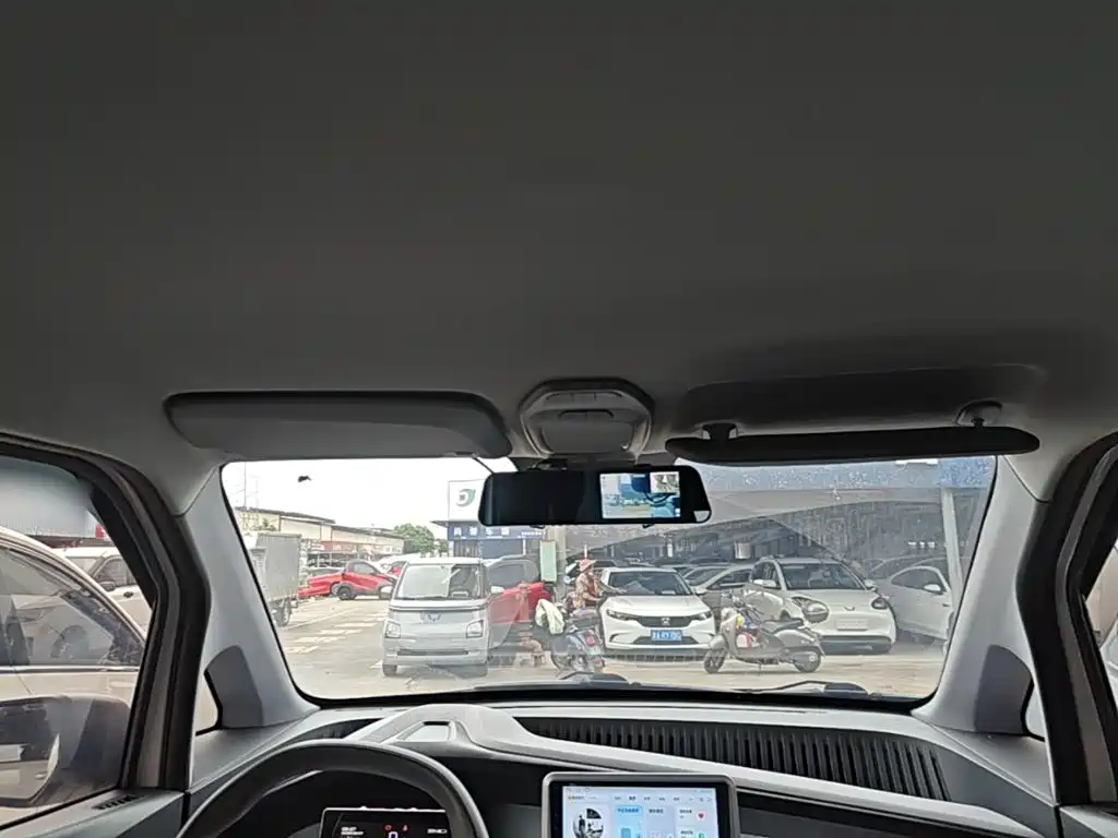 Baojun E200 — миниатюра 18