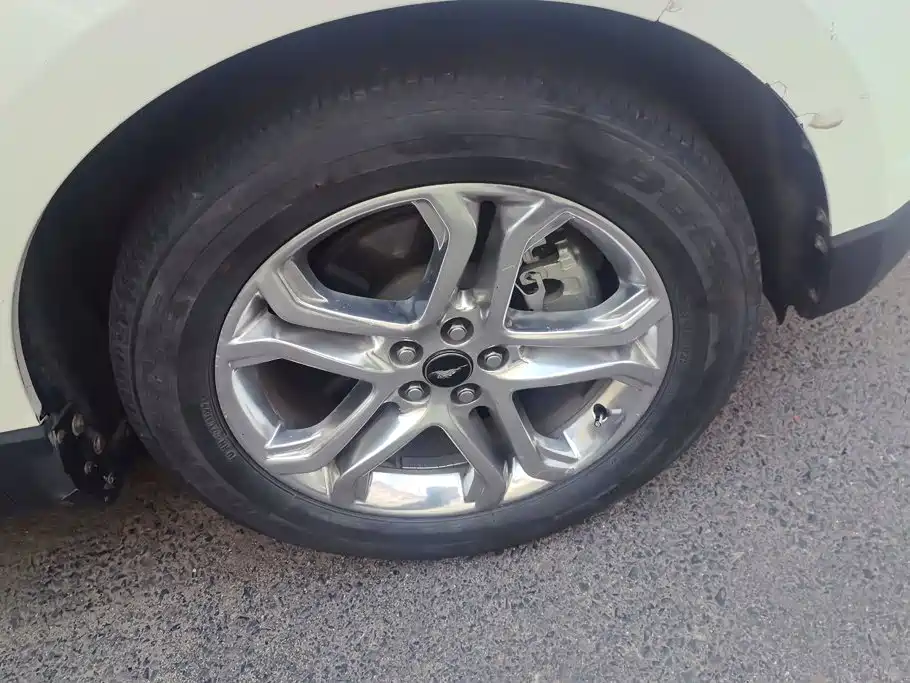Ford Edge — миниатюра 6