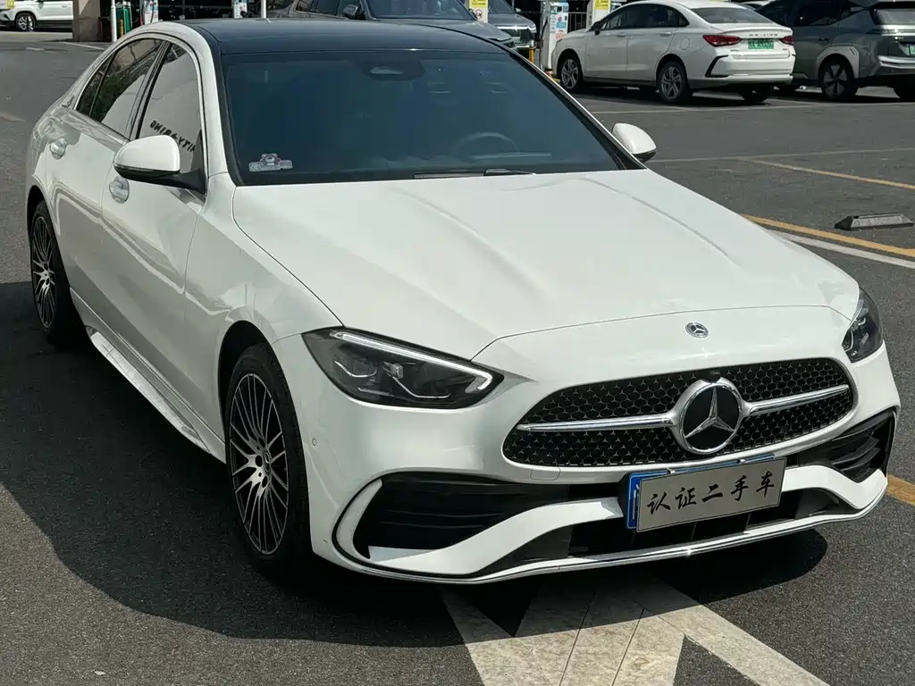 Mercedes-Benz C-Class — миниатюра 3