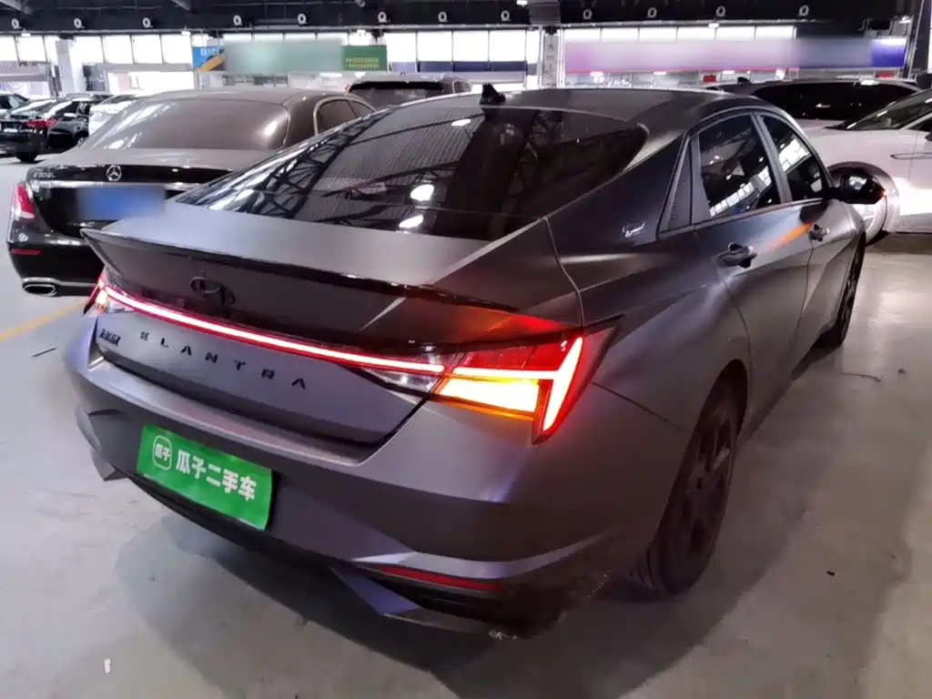Hyundai Elantra — миниатюра 7