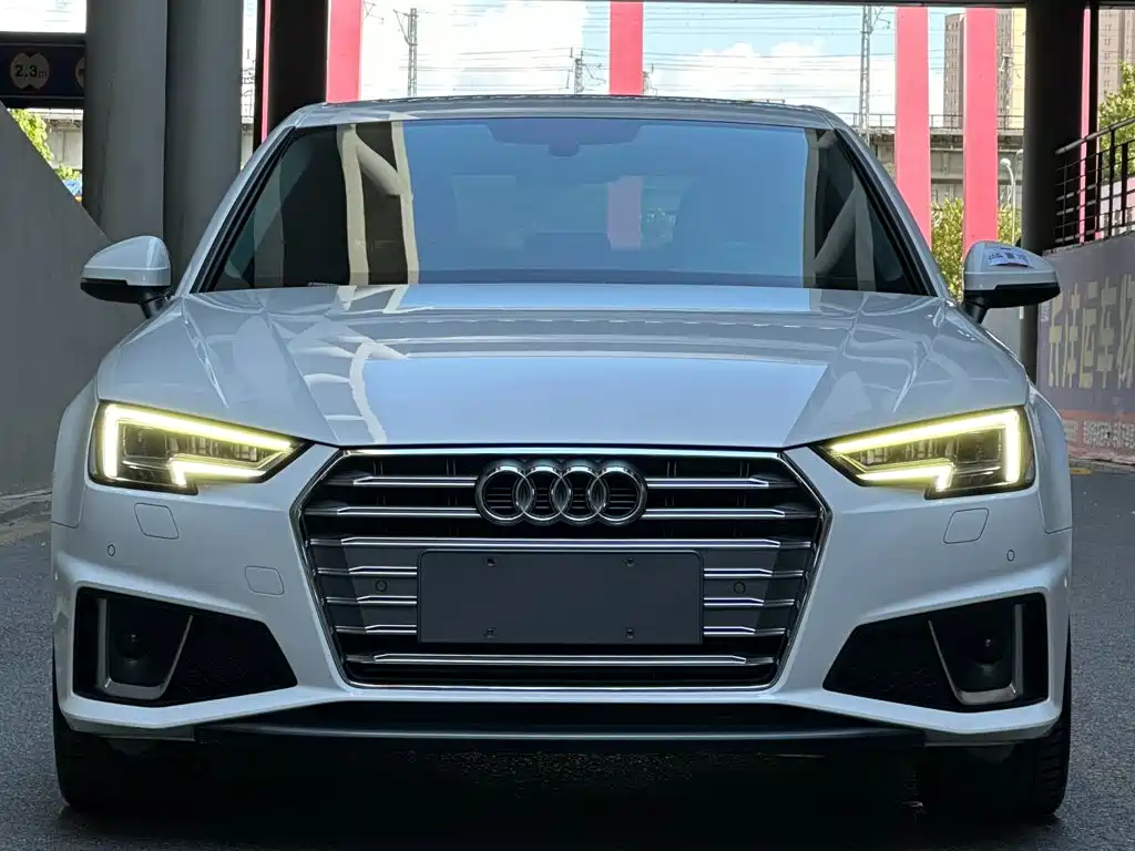 Audi A4L — миниатюра 2