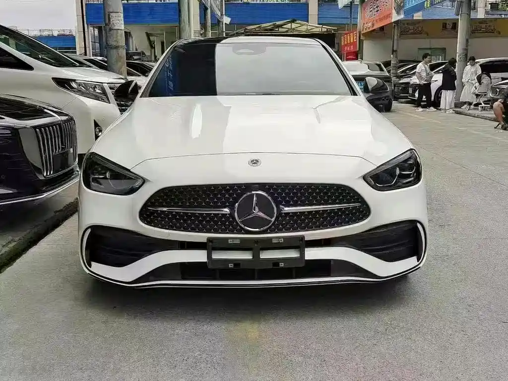 Mercedes-Benz C-Class — миниатюра 2