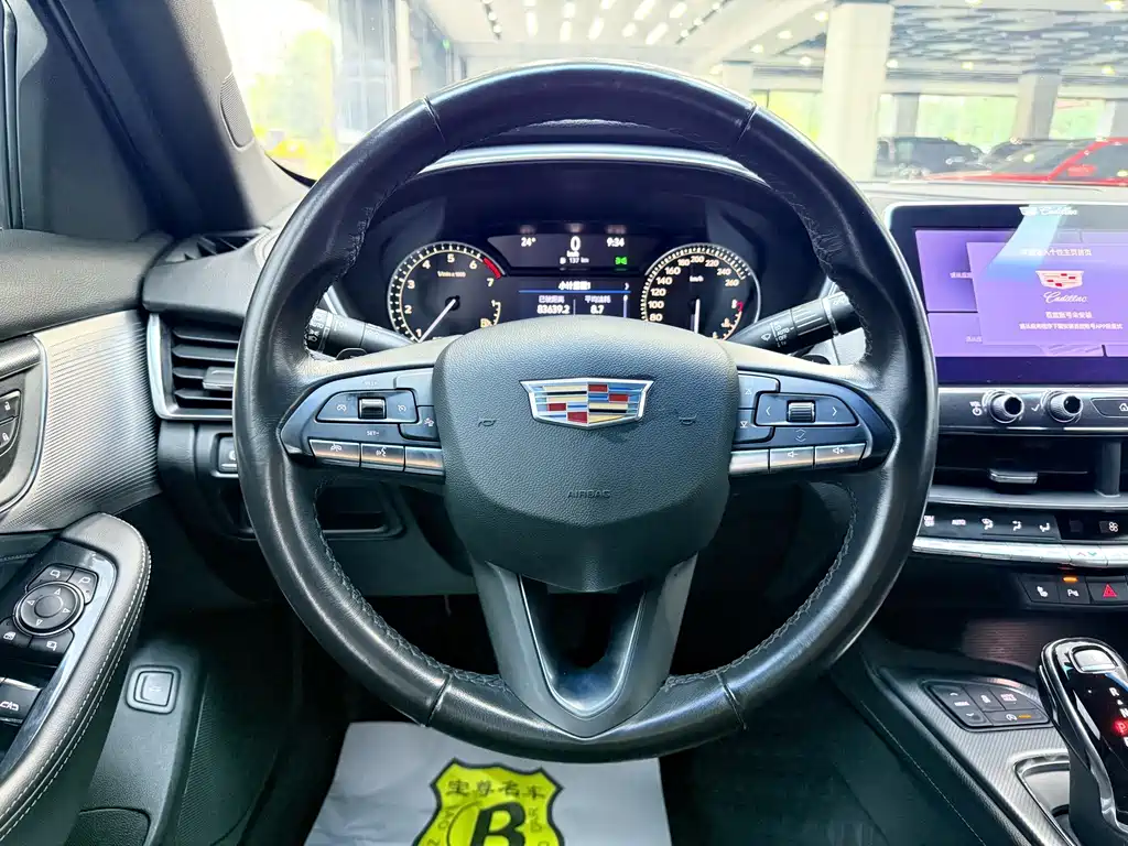 Cadillac CT5 — миниатюра 9