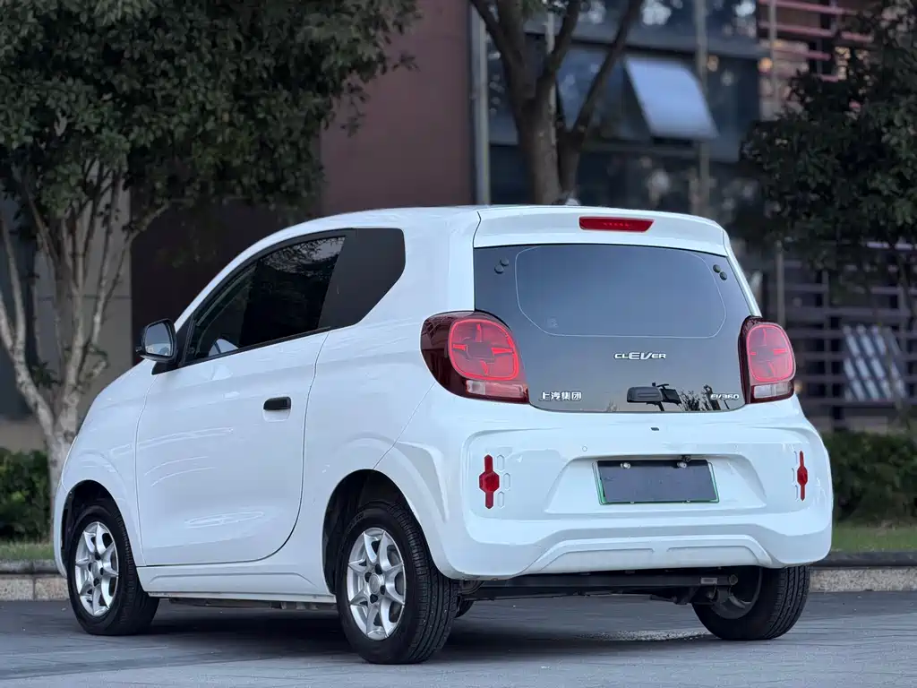 Roewe Clever 2022 311km