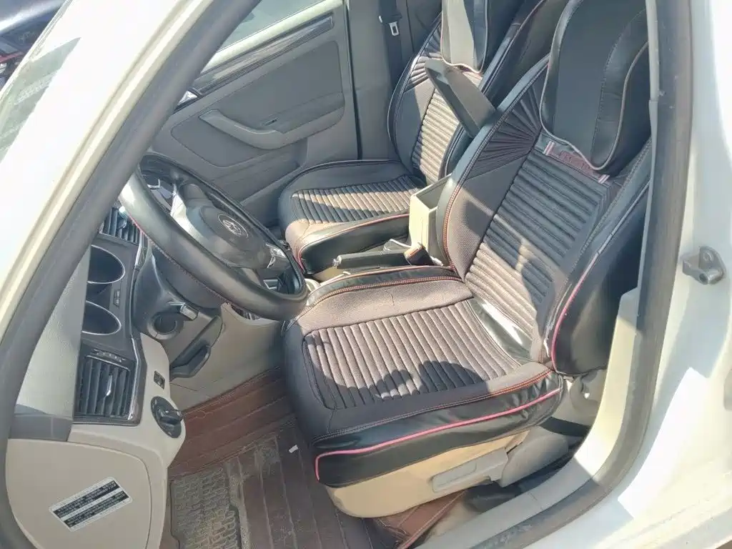 Volkswagen Bora — миниатюра 8