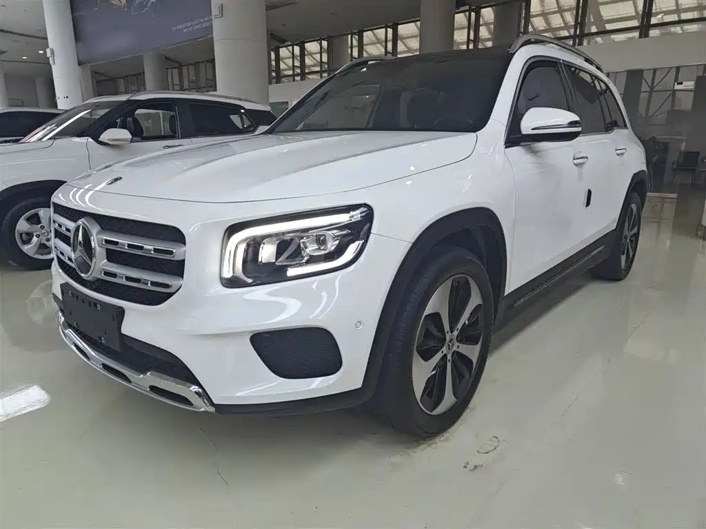 Mercedes-Benz GLB 2021