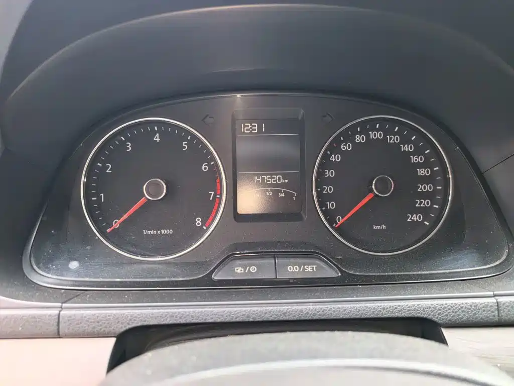 Volkswagen Lavida — миниатюра 5