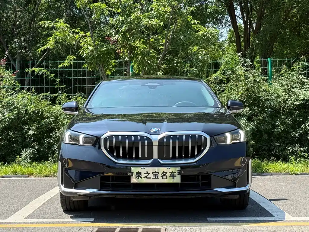 BMW 5 Series 5 2024 525Li Luxury