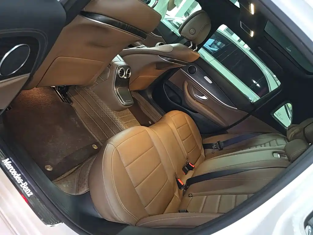 Mercedes-Benz E-Class New Energy — миниатюра 17