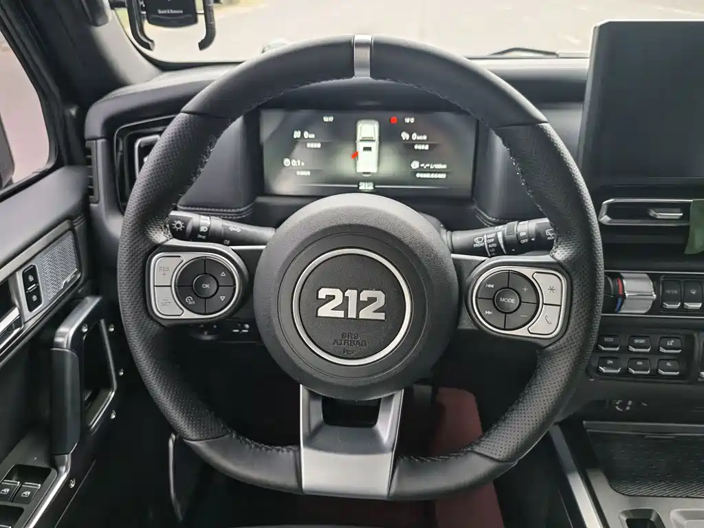 212 212 T01 — миниатюра 11