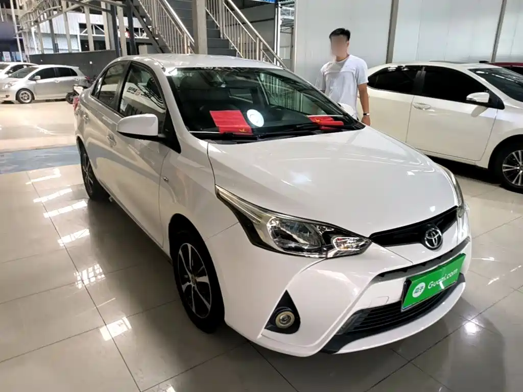 Toyota Yaris L — миниатюра 4
