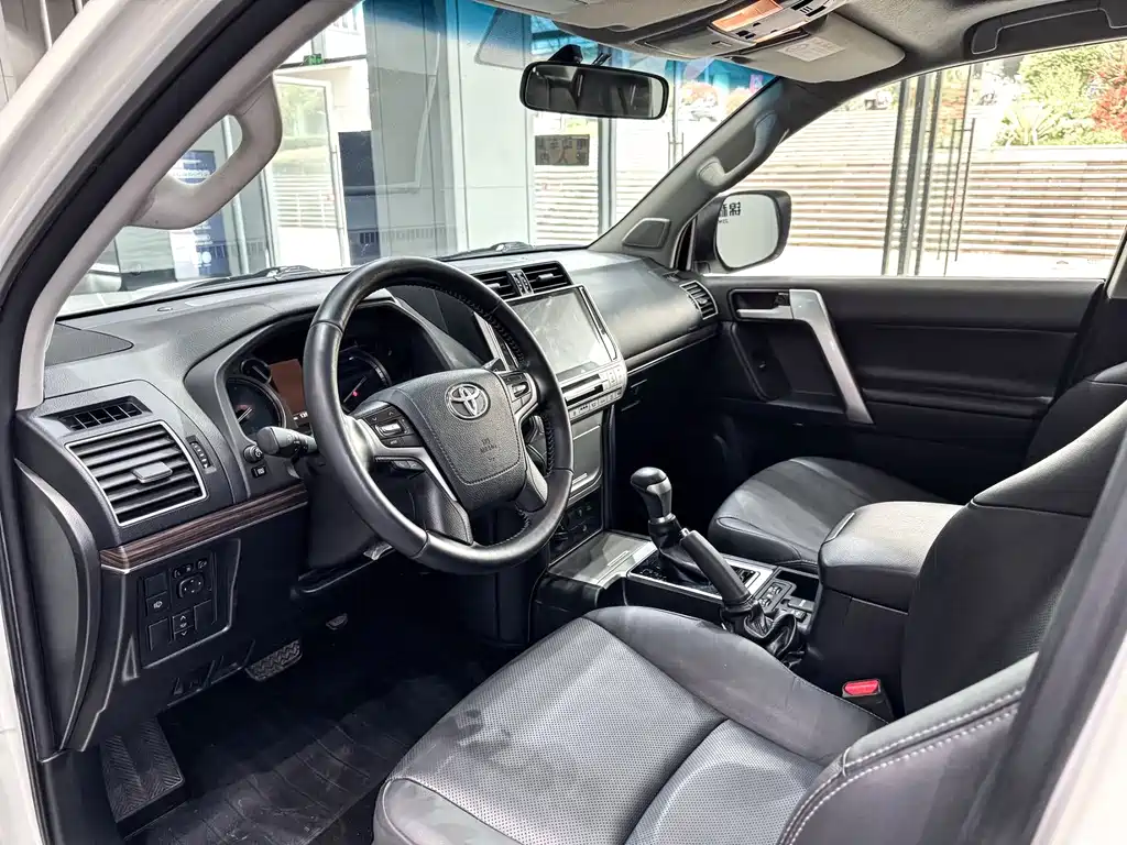 Toyota Land Cruiser Prado 2018 3.5L AT TX-L