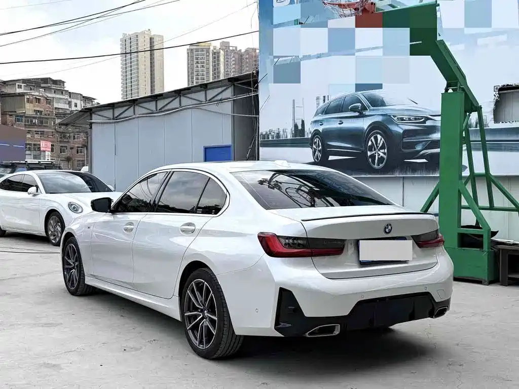 BMW 3 Series — миниатюра 7
