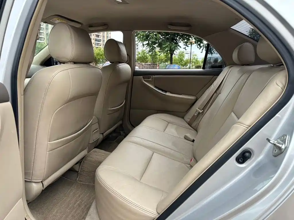 Toyota Corolla — миниатюра 8