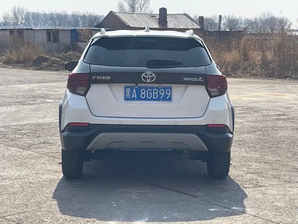 TOYOTA YARIS L ZHIXUAN