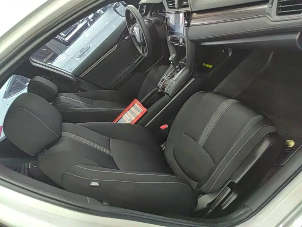 Honda Civic — миниатюра 25