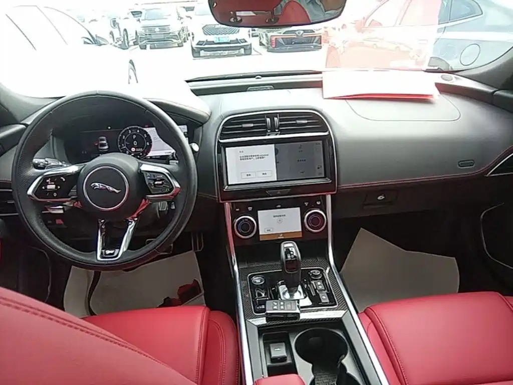 Jaguar XEL — миниатюра 10