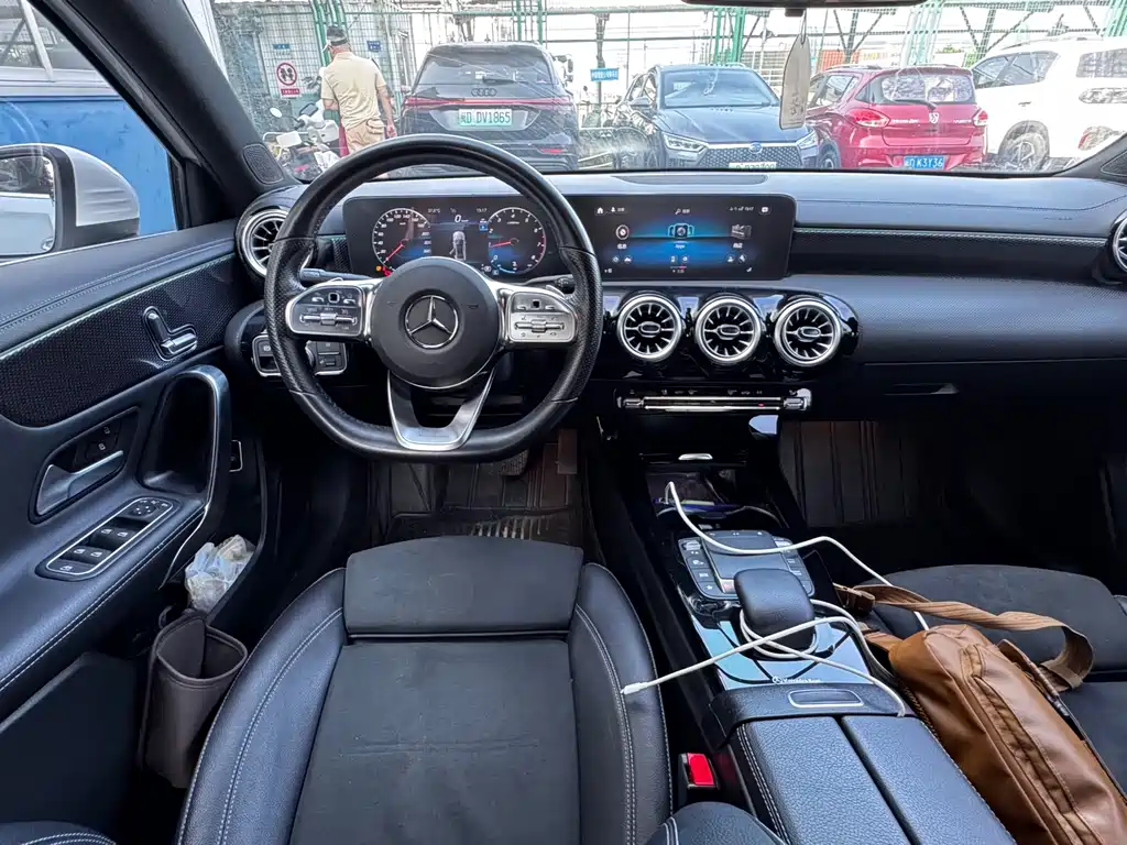 Mercedes-Benz A-Class — миниатюра 6