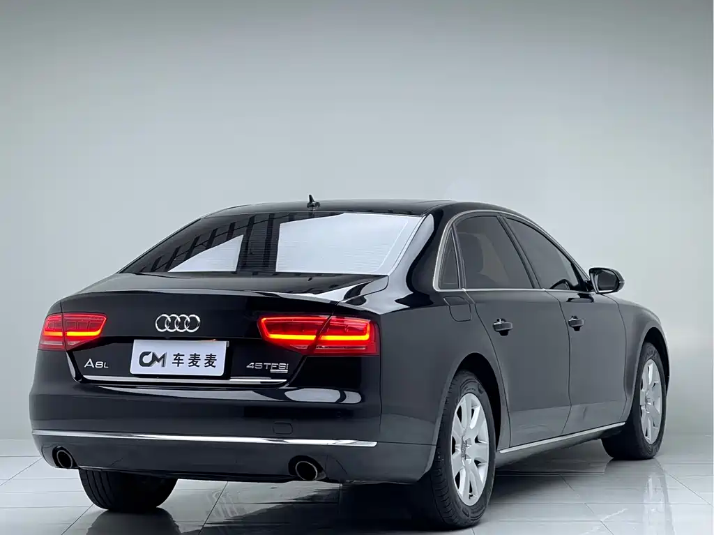 Audi A8 — миниатюра 3