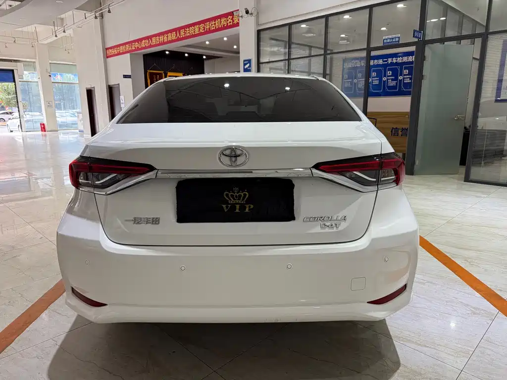 Toyota Corolla — миниатюра 5