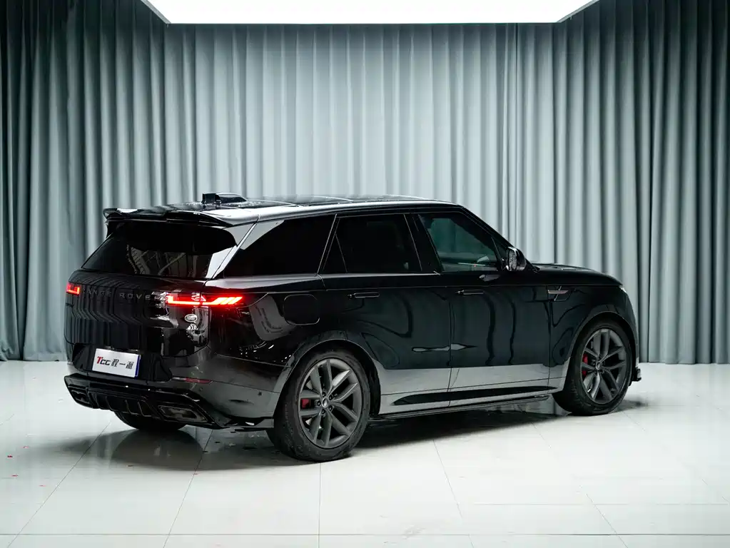 Land Rover Range Rover Sport 2024 — фото 7
