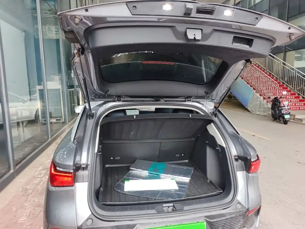 BYD Yuan Plus — миниатюра 19
