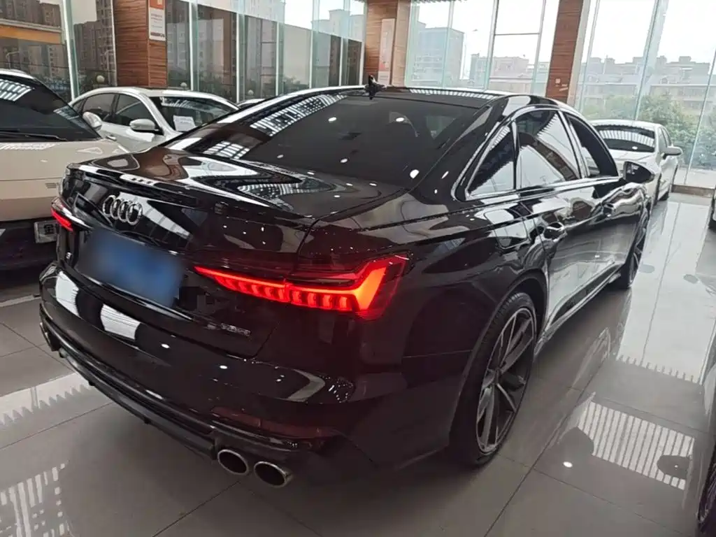 Audi A6L — миниатюра 7