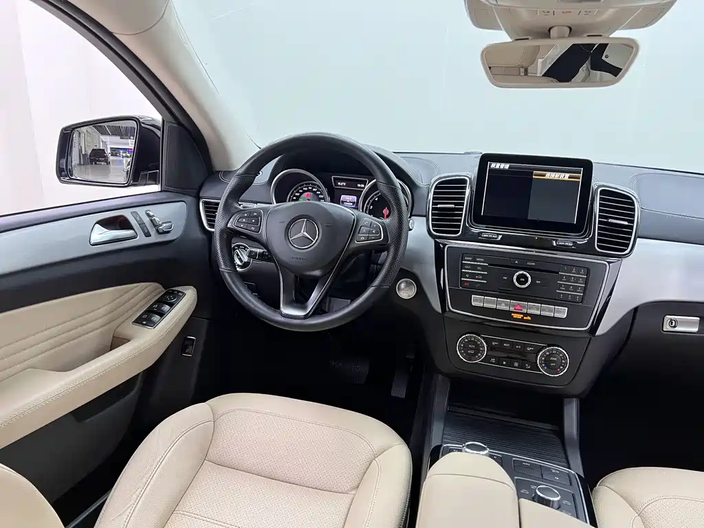 MERCEDES-BENZ GLE COUPE