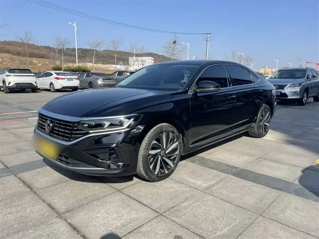 Volkswagen Passat 2023