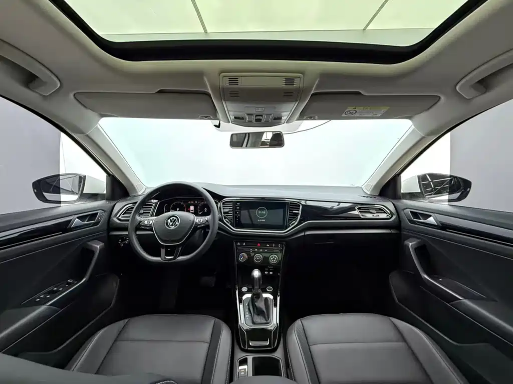 VOLKSWAGEN T ROC EXPLORING SONGS