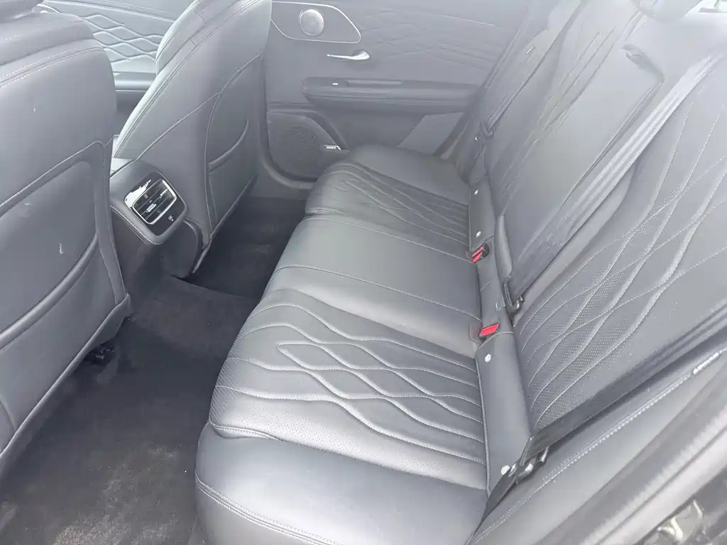 Chery Arrizo 8 PRO — миниатюра 5