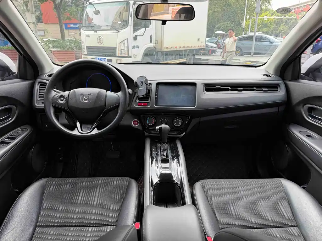 Honda Vezel — миниатюра 9