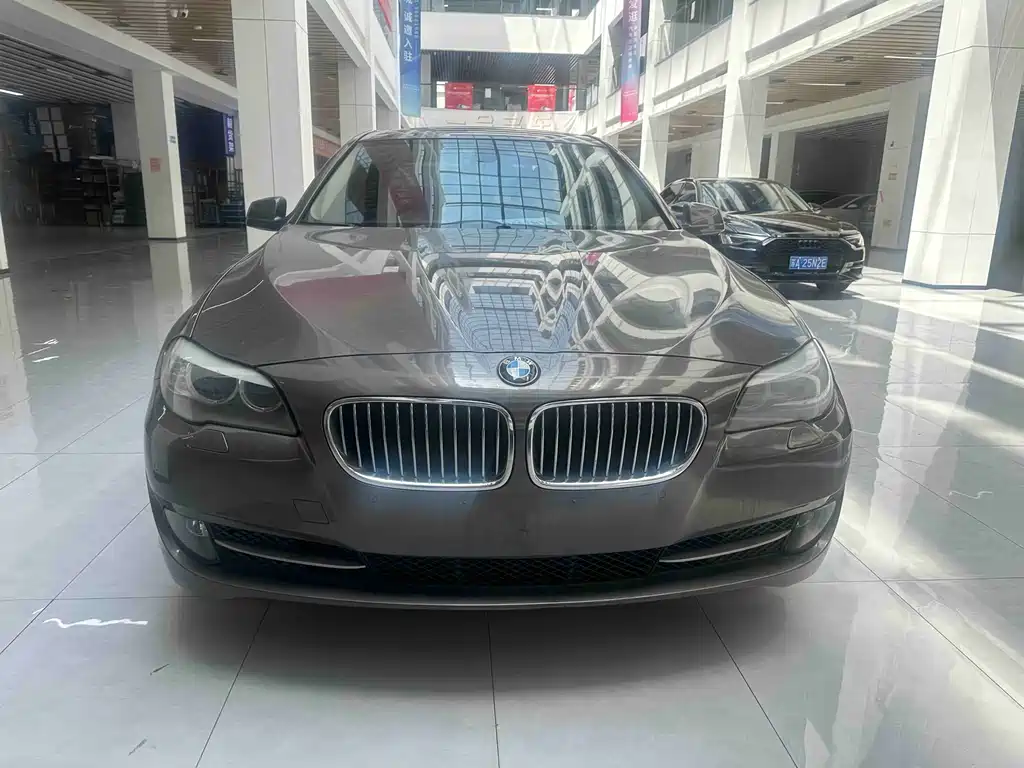 BMW 5 Series 2012