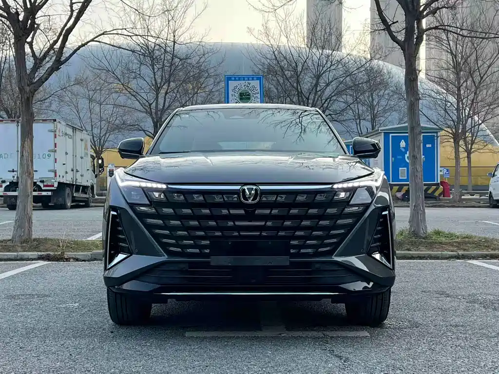 CHANGAN UNI Z NEW ENERGY