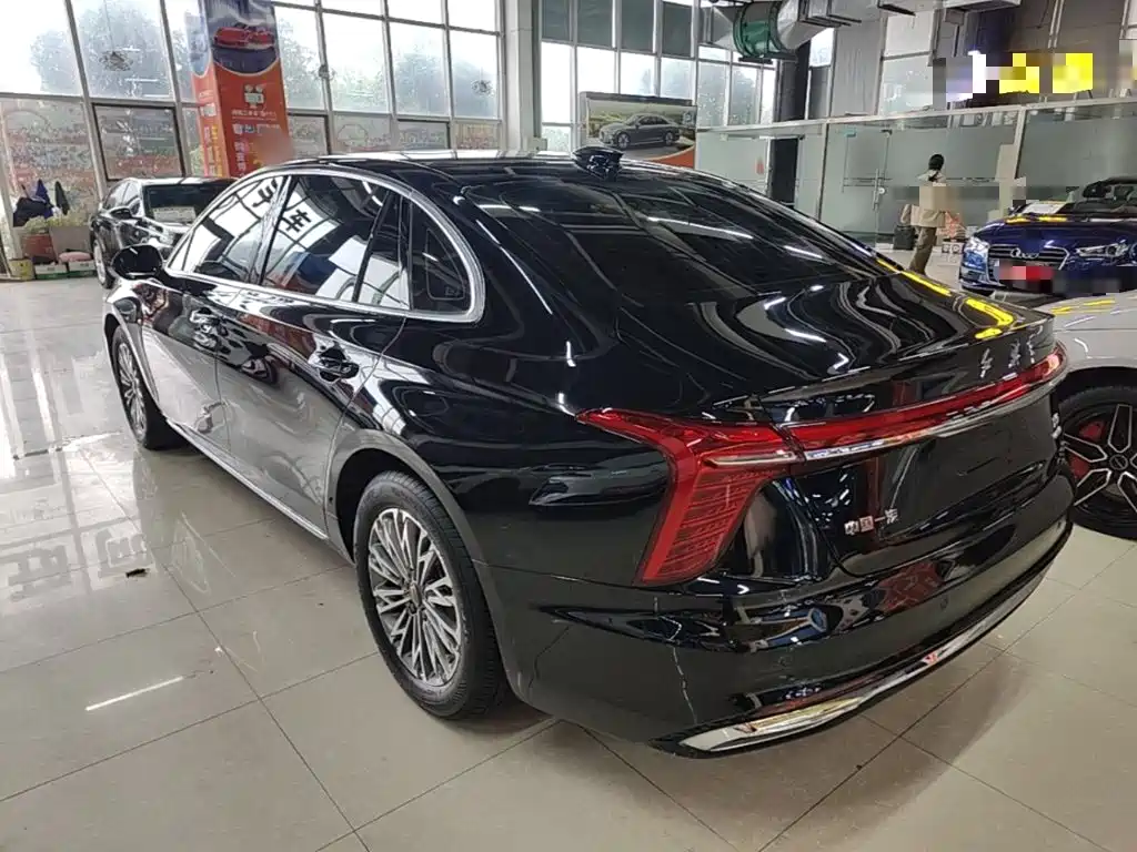Hongqi Hongqi H5 — миниатюра 5
