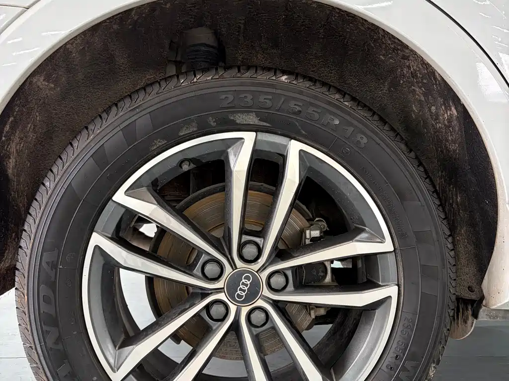 Audi Q3 — миниатюра 10
