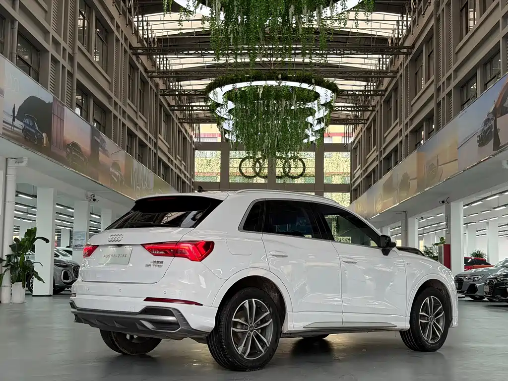 Audi Q3 — миниатюра 3