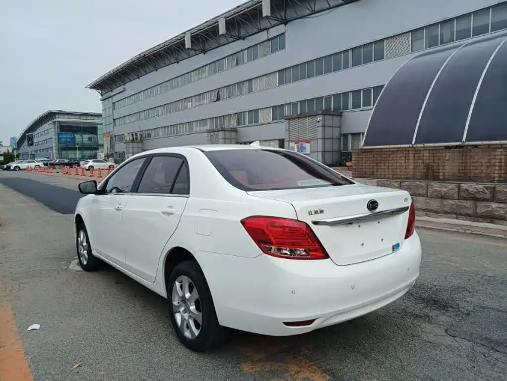 BYD e5 — миниатюра 9