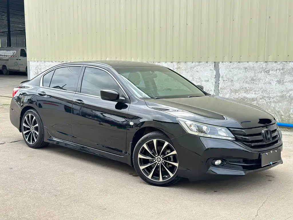 Honda Accord — миниатюра 6