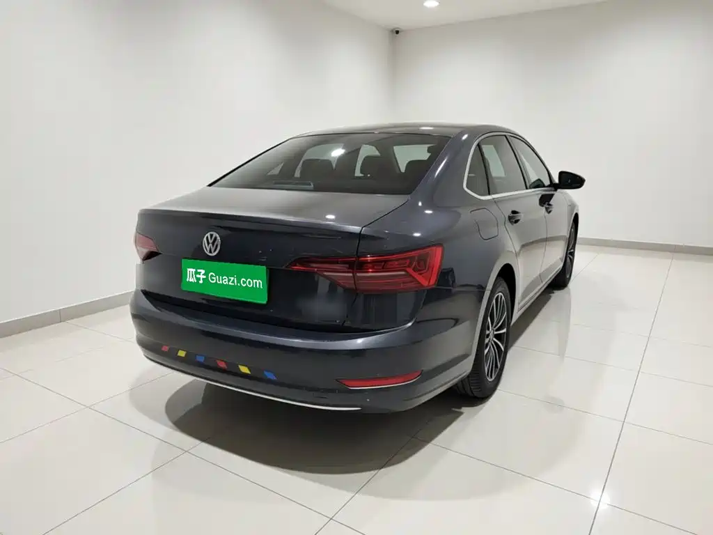 Volkswagen Sagitar — миниатюра 4