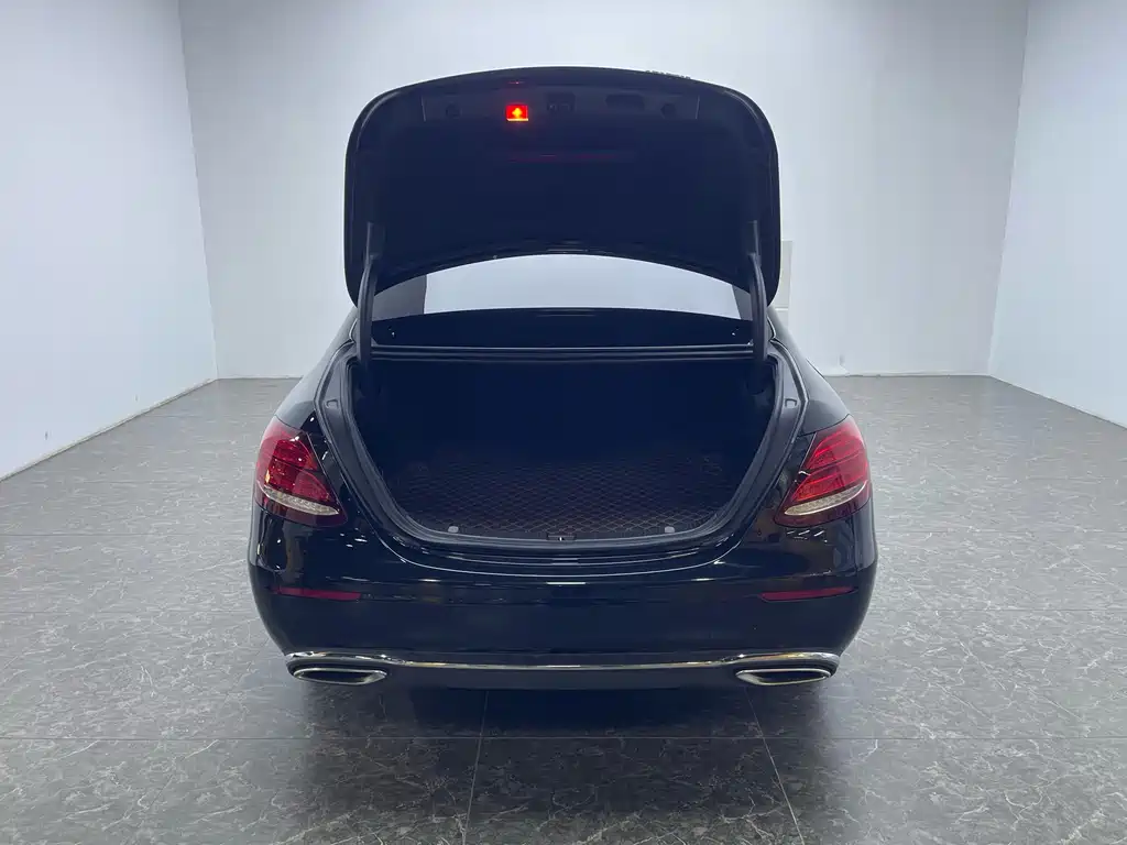 Mercedes-Benz E-Class E 2020 E 260 L