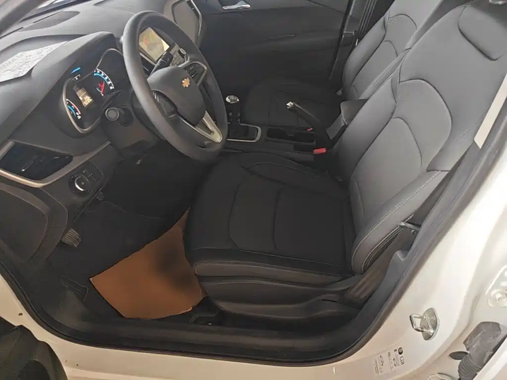 Chevrolet Cavalier — миниатюра 15
