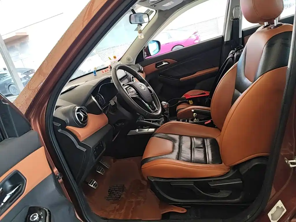 BAIC Senova X35 — миниатюра 15