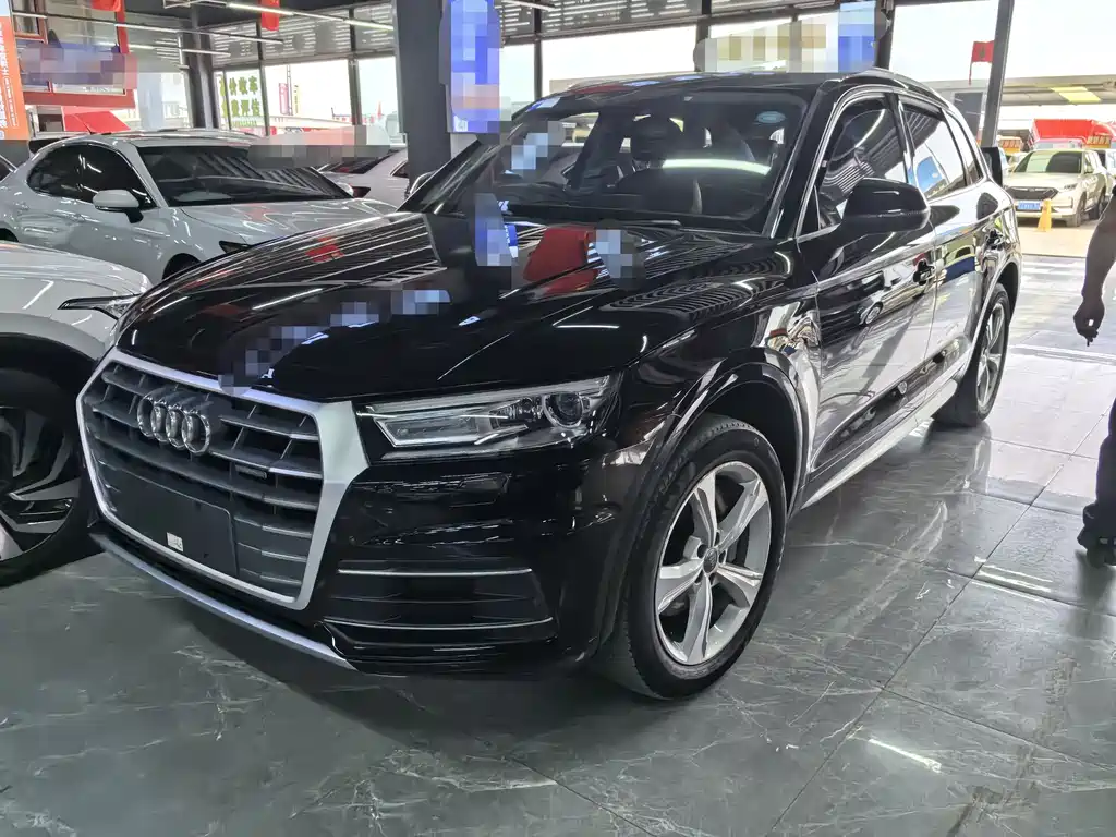 Купить Audi Q5L