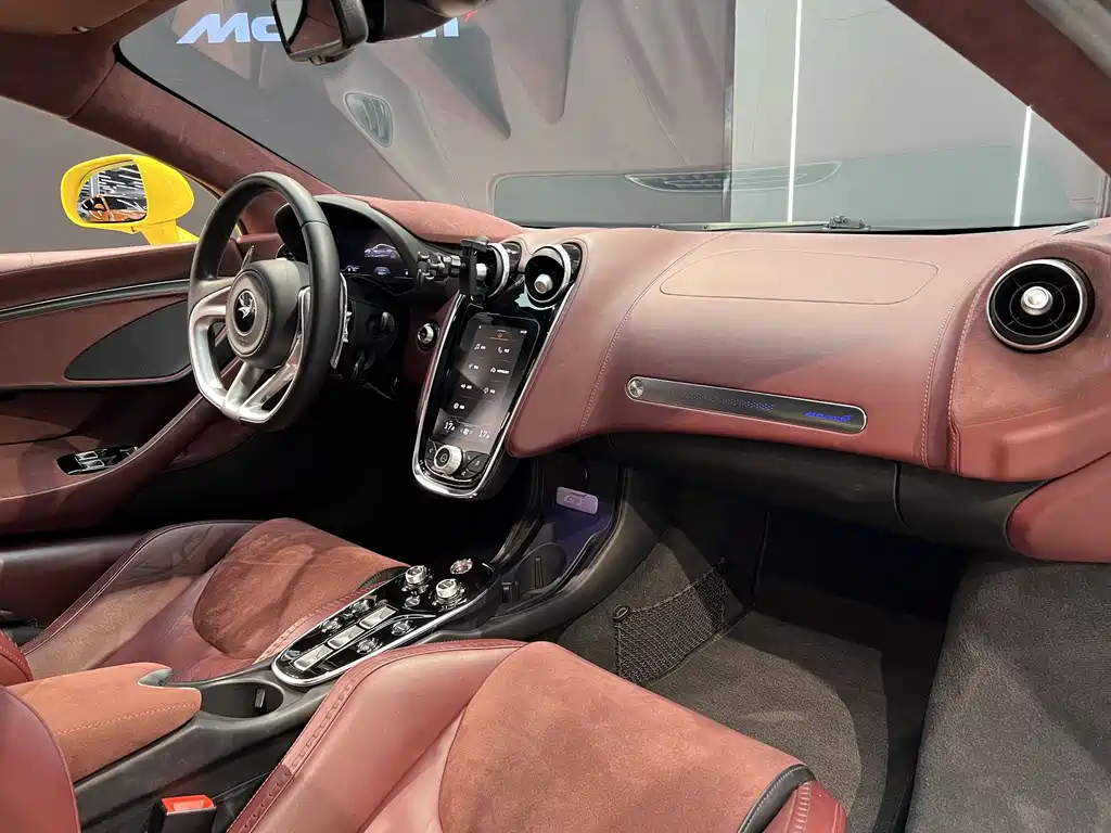 McLaren GT 2022 4.0T