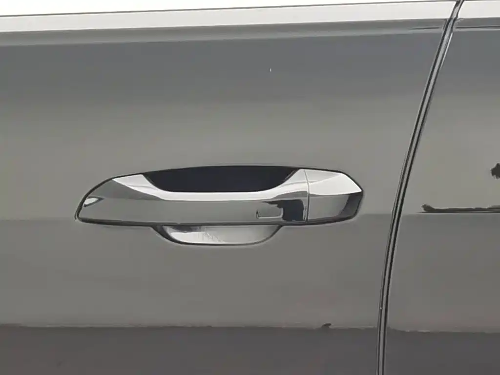 Audi A6L — миниатюра 18