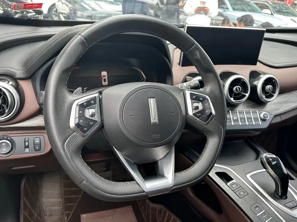 WEI PAI WEI BRAND VV7