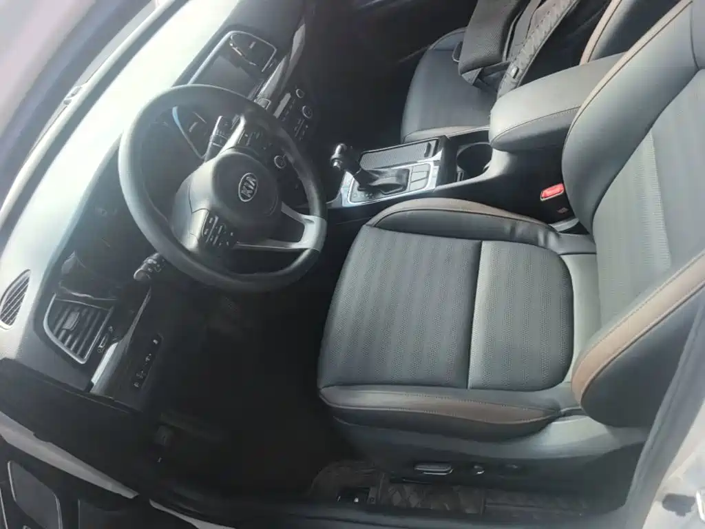 Kia K4 — миниатюра 15