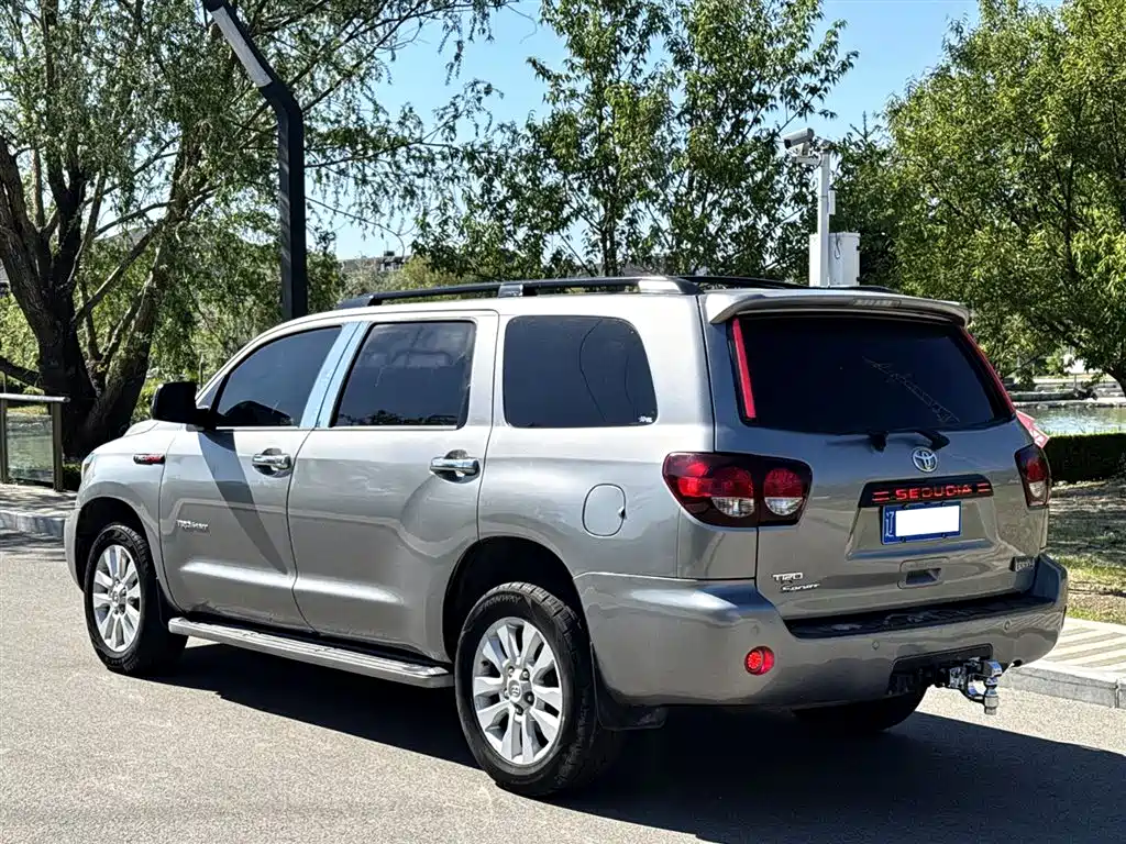 Toyota Sequoia — фотографии объявления, Фото 14